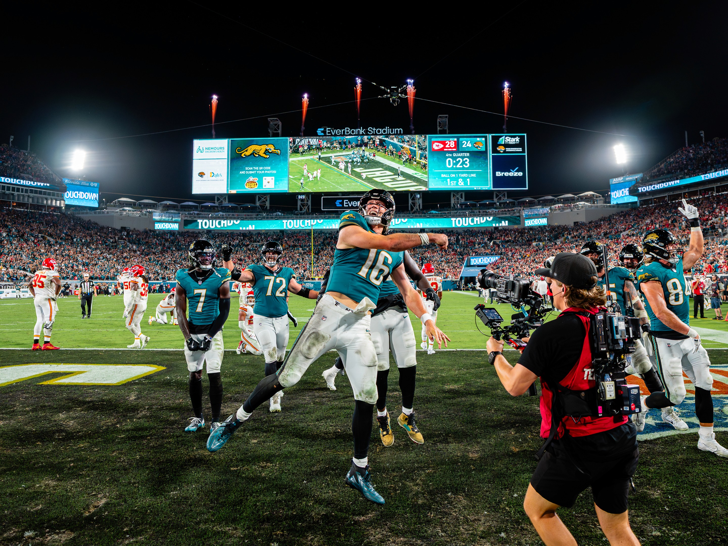 Sideline sports photography by Matthew Jones